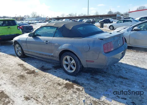 2007 Ford Mustang V6 Deluxe/V6 Premium z USA, uszkodzony, nr VIN 1ZVFT84N375235833